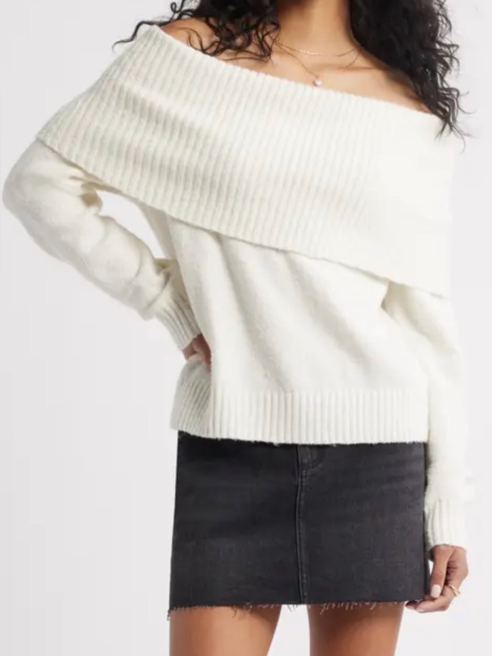 Jessica Simpson Sweater